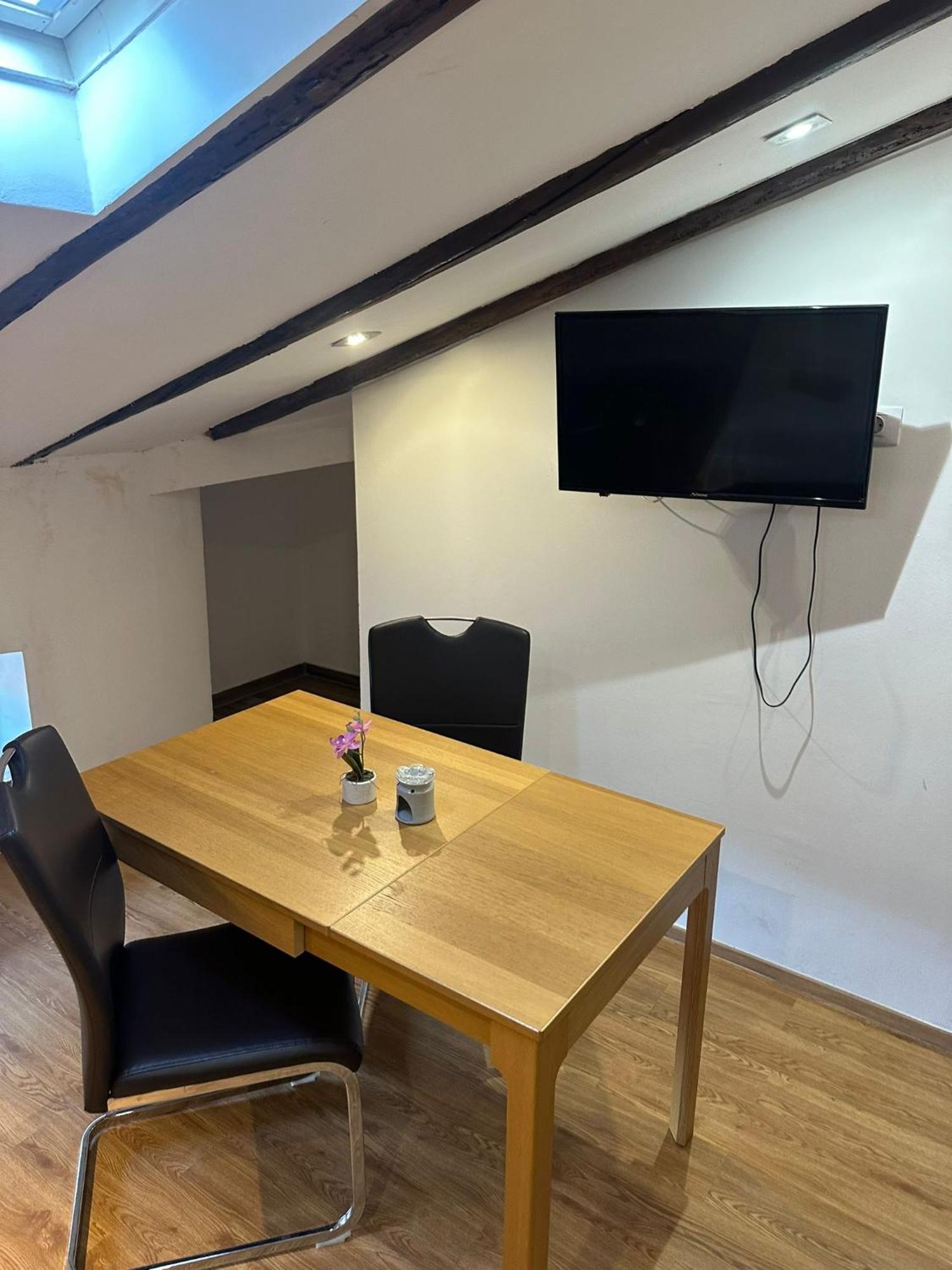 Apartment In The Heart Of Pula Exteriér fotografie