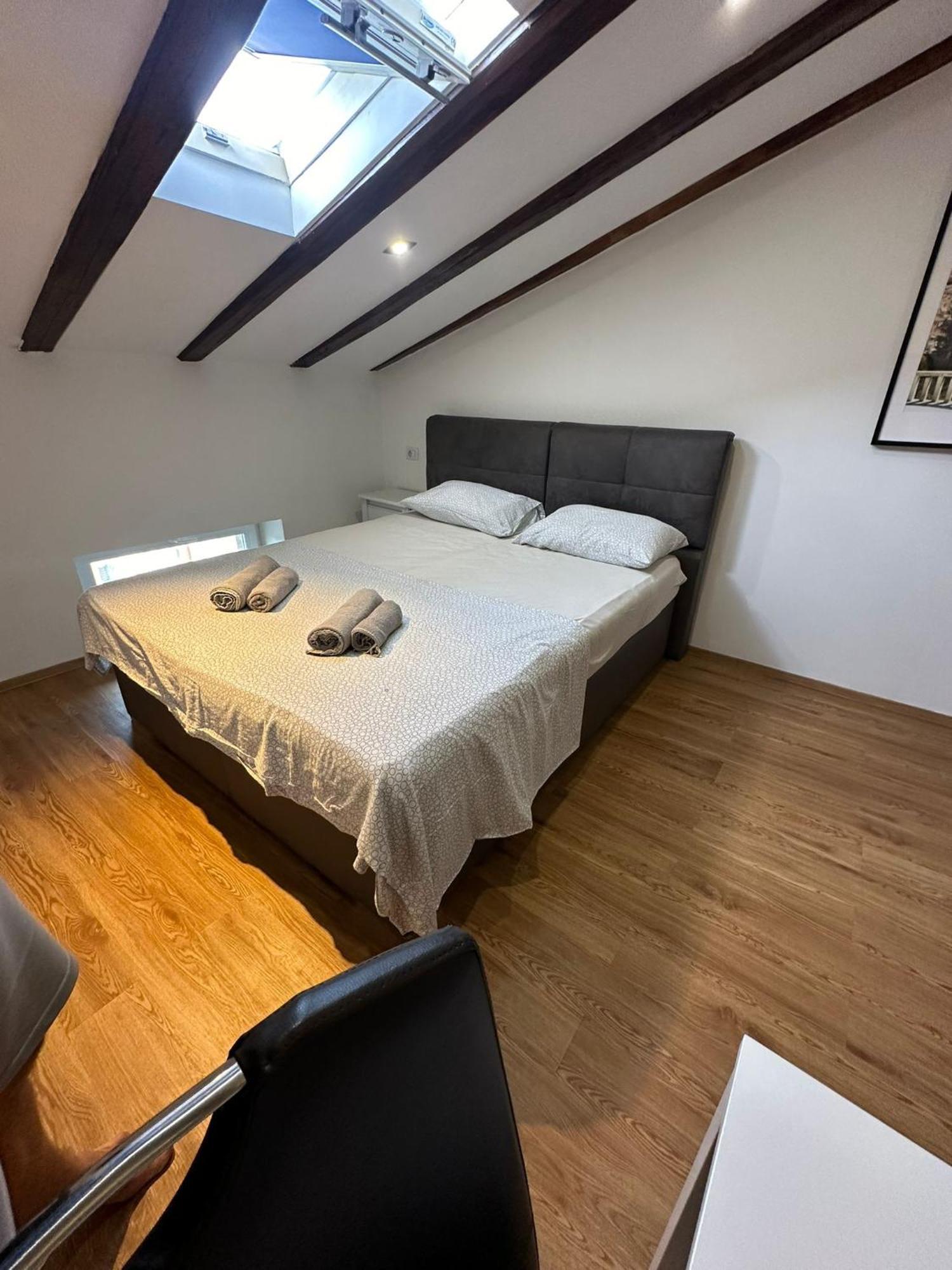 Apartment In The Heart Of Pula Exteriér fotografie