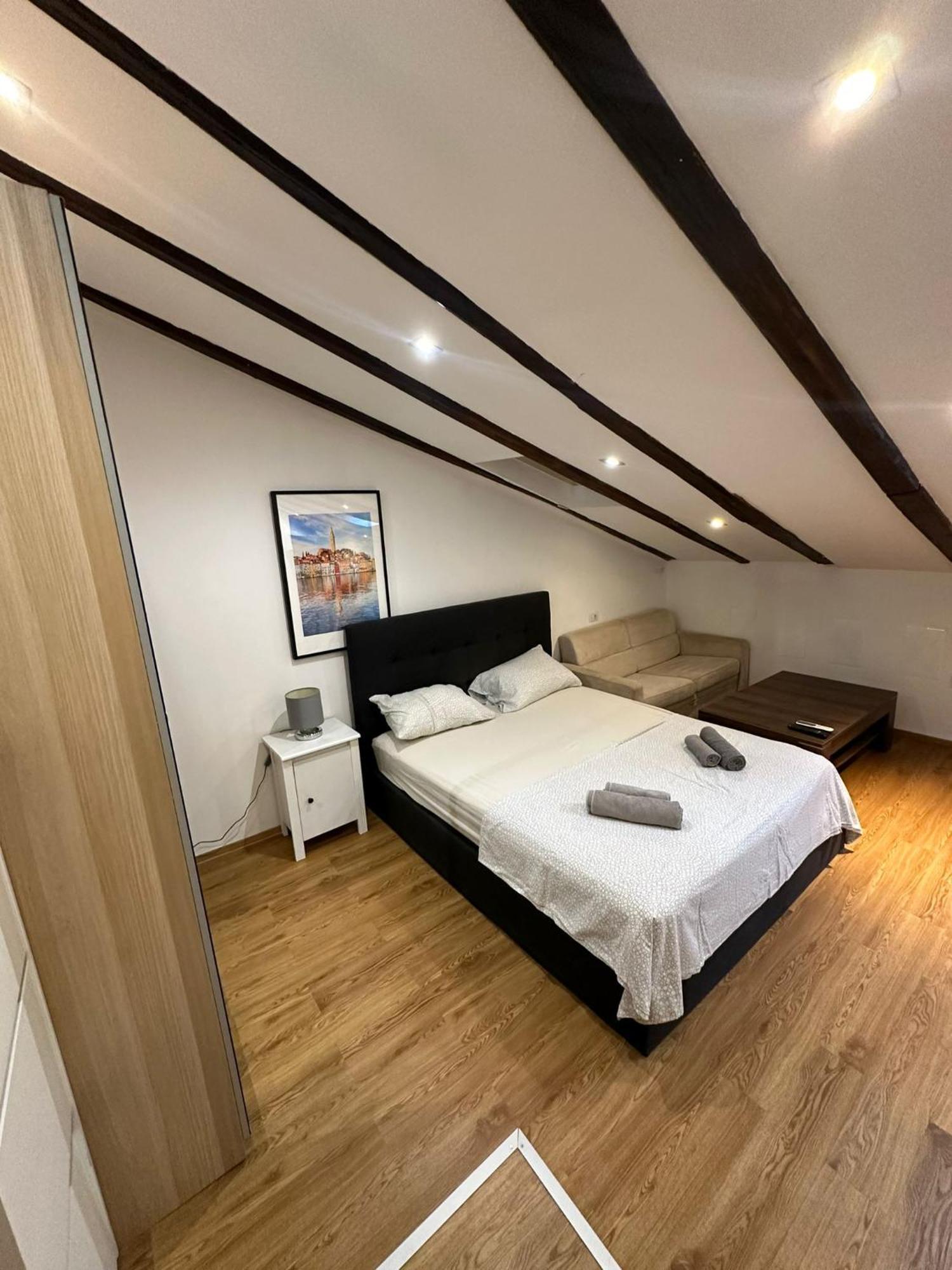 Apartment In The Heart Of Pula Exteriér fotografie